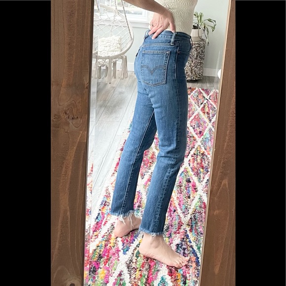 Levi’s wedgie white oak cone denim fringed hem 26 - Picture 9 of 15